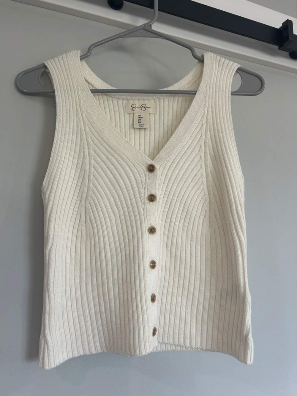 Jessica Simpson Sleevless Knit Top